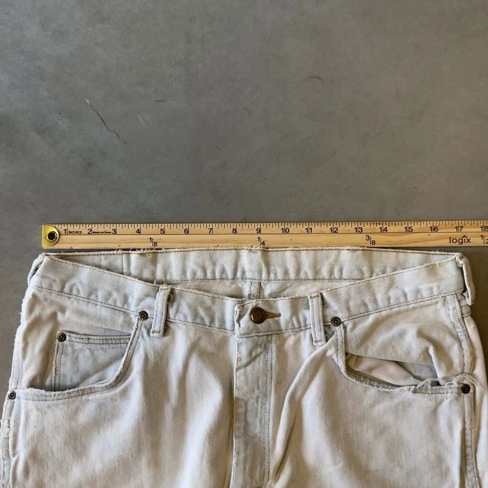 Wrangler Mens Distressed White Denim Jeans Straight Leg Workwear Casual Size 34